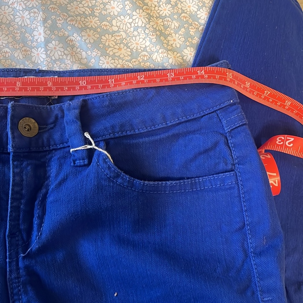 Authentic Guess Jean - Picture 10 of 12